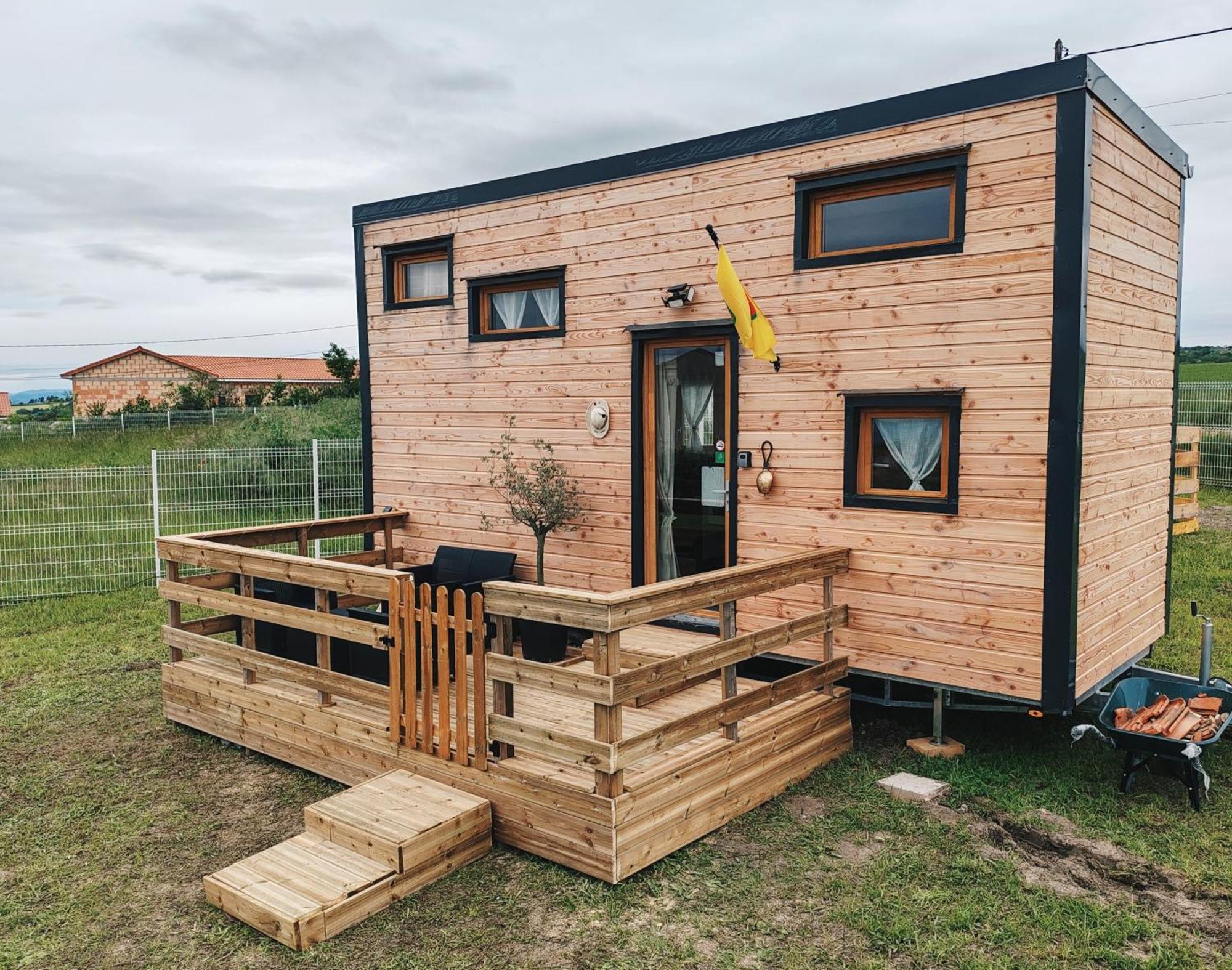 Tiny House Des Bougnats Vila Teilhede Exterior foto